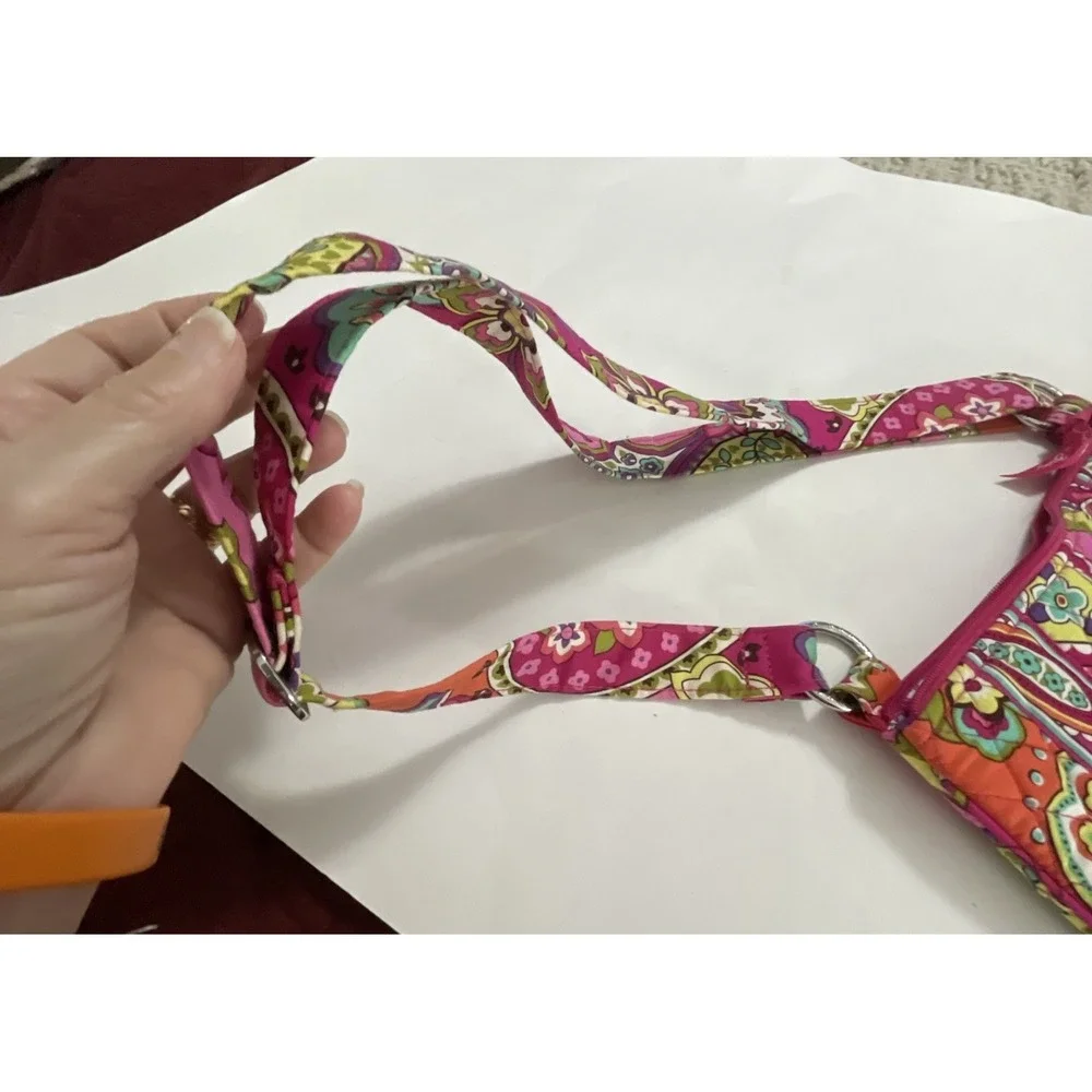 NWOT Vera Bradley Pink Paisley Crossbody / Shoulder Adjustable Strap  Purse Bag‎